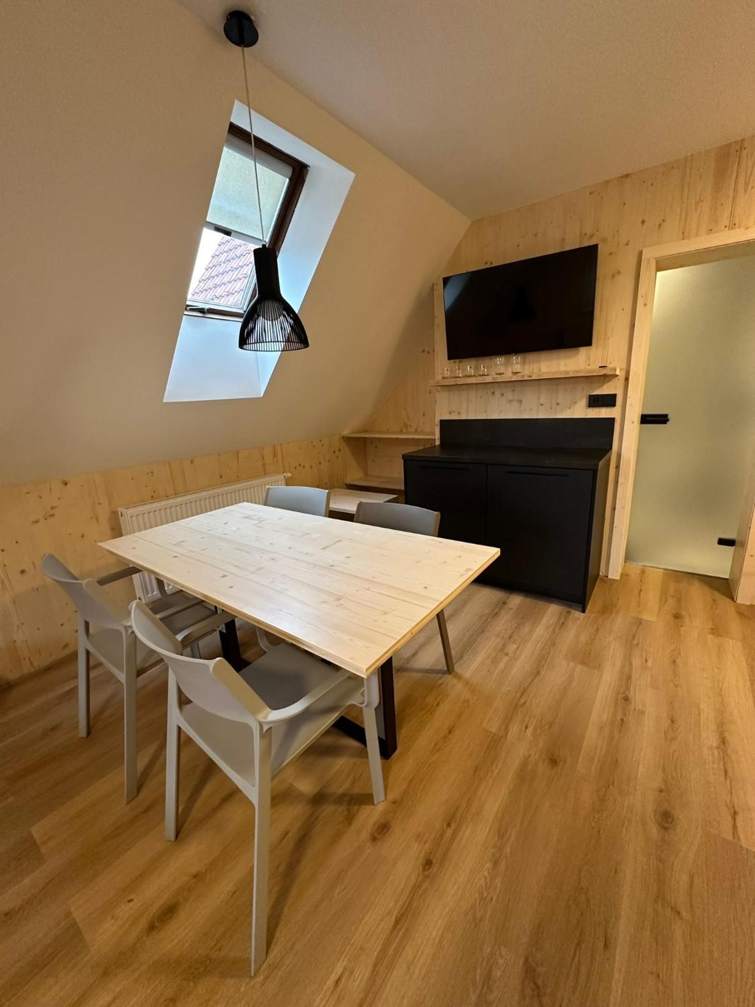 Penzion A Restaurace Pod Sjezdovkou Cenkovice Dış mekan fotoğraf
