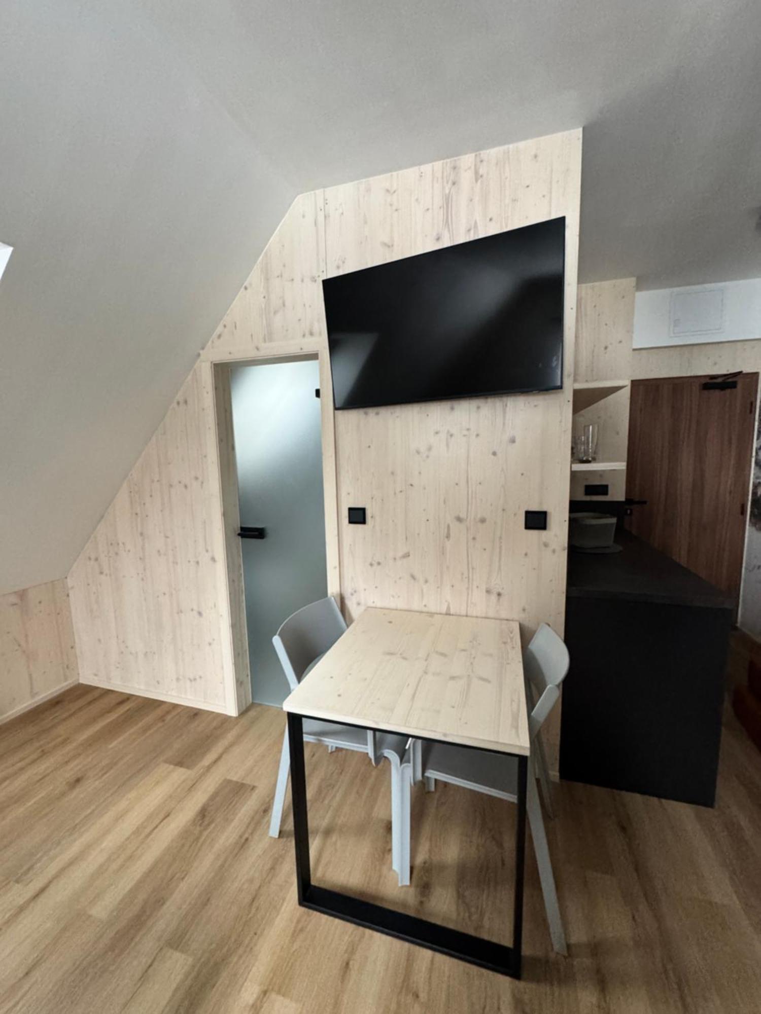 Penzion A Restaurace Pod Sjezdovkou Cenkovice Dış mekan fotoğraf
